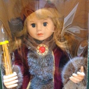 Vintage 1996 Telco Motionettes Christmas Caroler Animated Lighted 24” Girl Dol